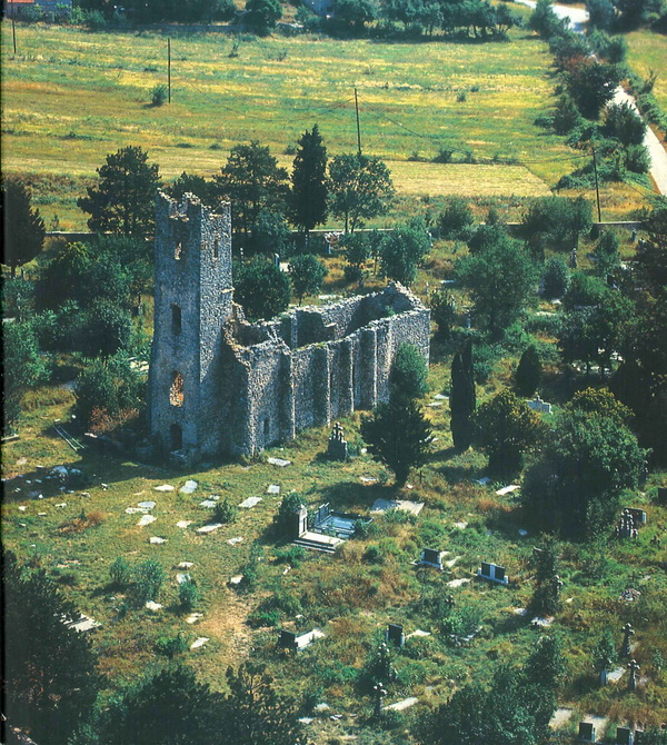 Црква и гробље светог Спаса на извору Цетине