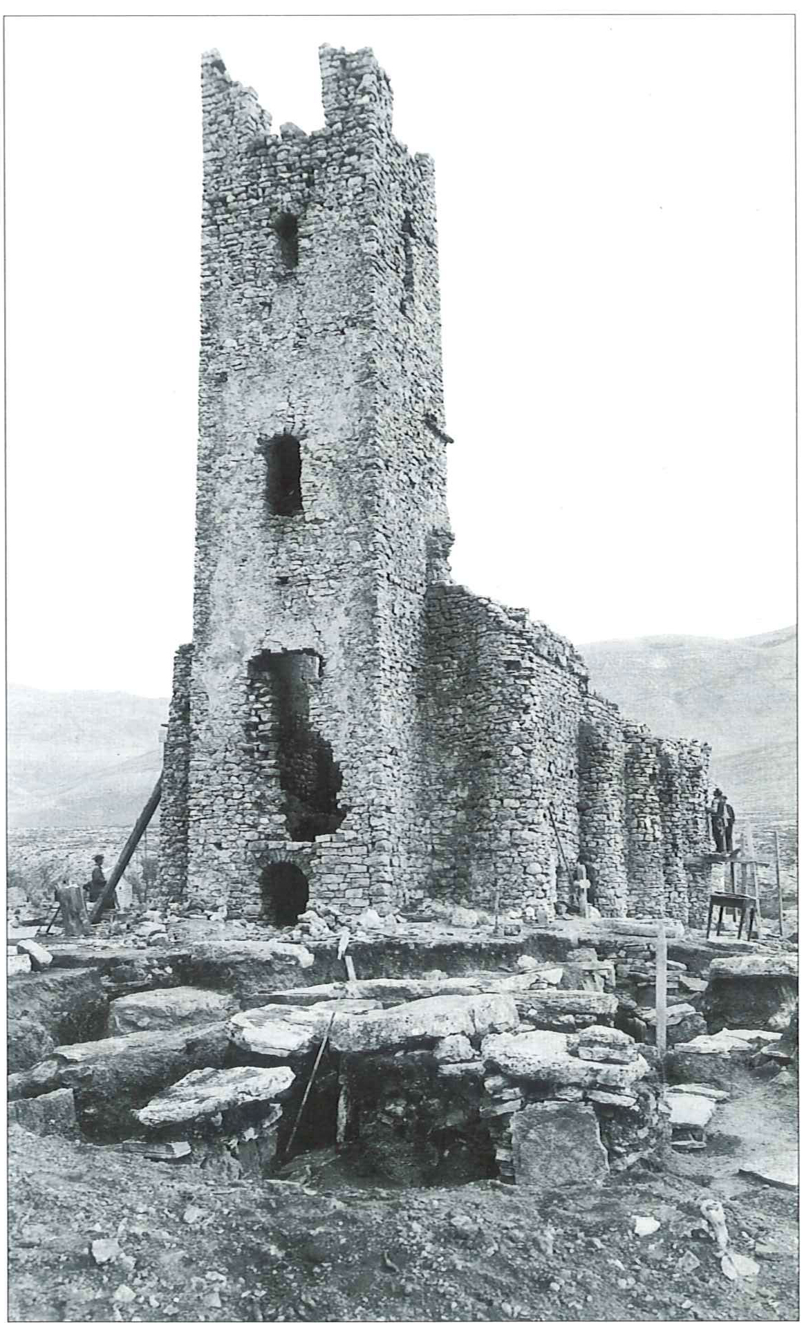 Гуњачина инвазија: раскопавање гробља и крпљење цркве